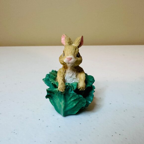 Small Bunny Figurine Easter decoration spring decor springtime tiered tray - Picture 8 of 9